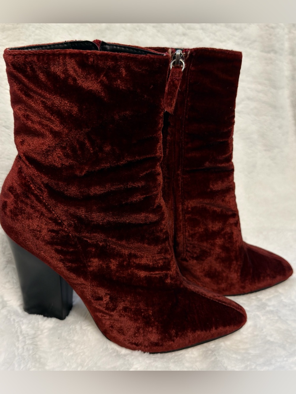 🍷ZARA Burgundy Velvet Ankle Boots. SZ 39/8 High Block Heel Pointed Toe